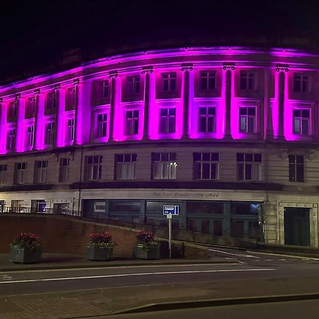 Belvilla Newport City Centre Hotel - Lifestyle Dış mekan fotoğraf