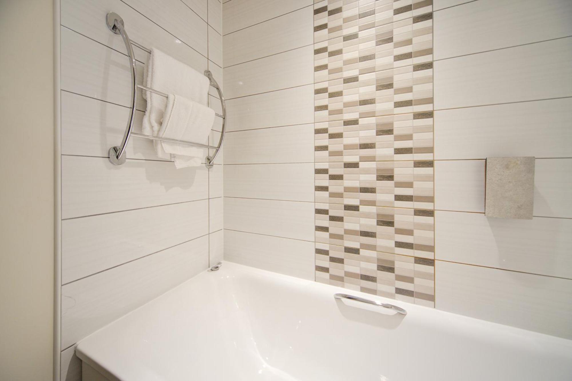 Belvilla Newport City Centre Hotel - Lifestyle Dış mekan fotoğraf