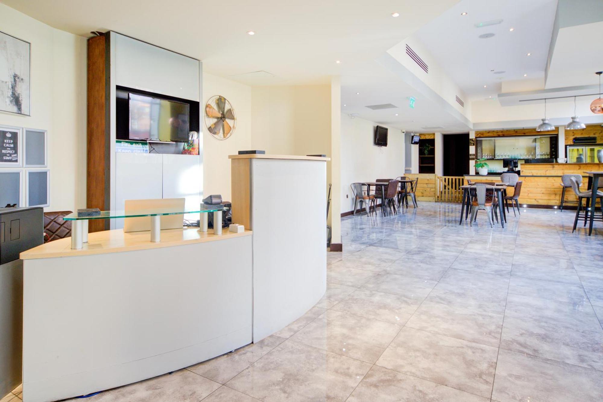 Belvilla Newport City Centre Hotel - Lifestyle Dış mekan fotoğraf
