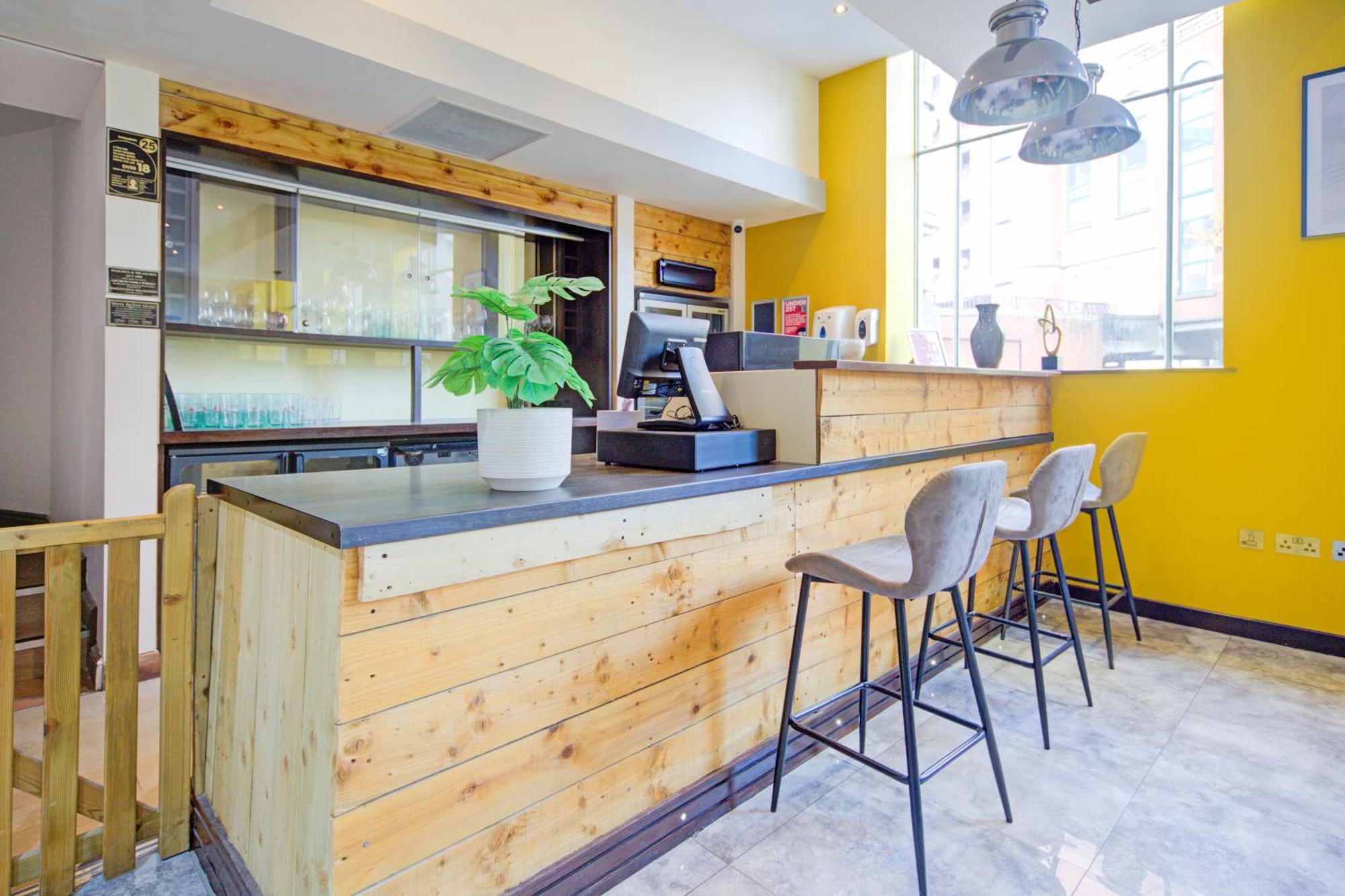 Belvilla Newport City Centre Hotel - Lifestyle Dış mekan fotoğraf