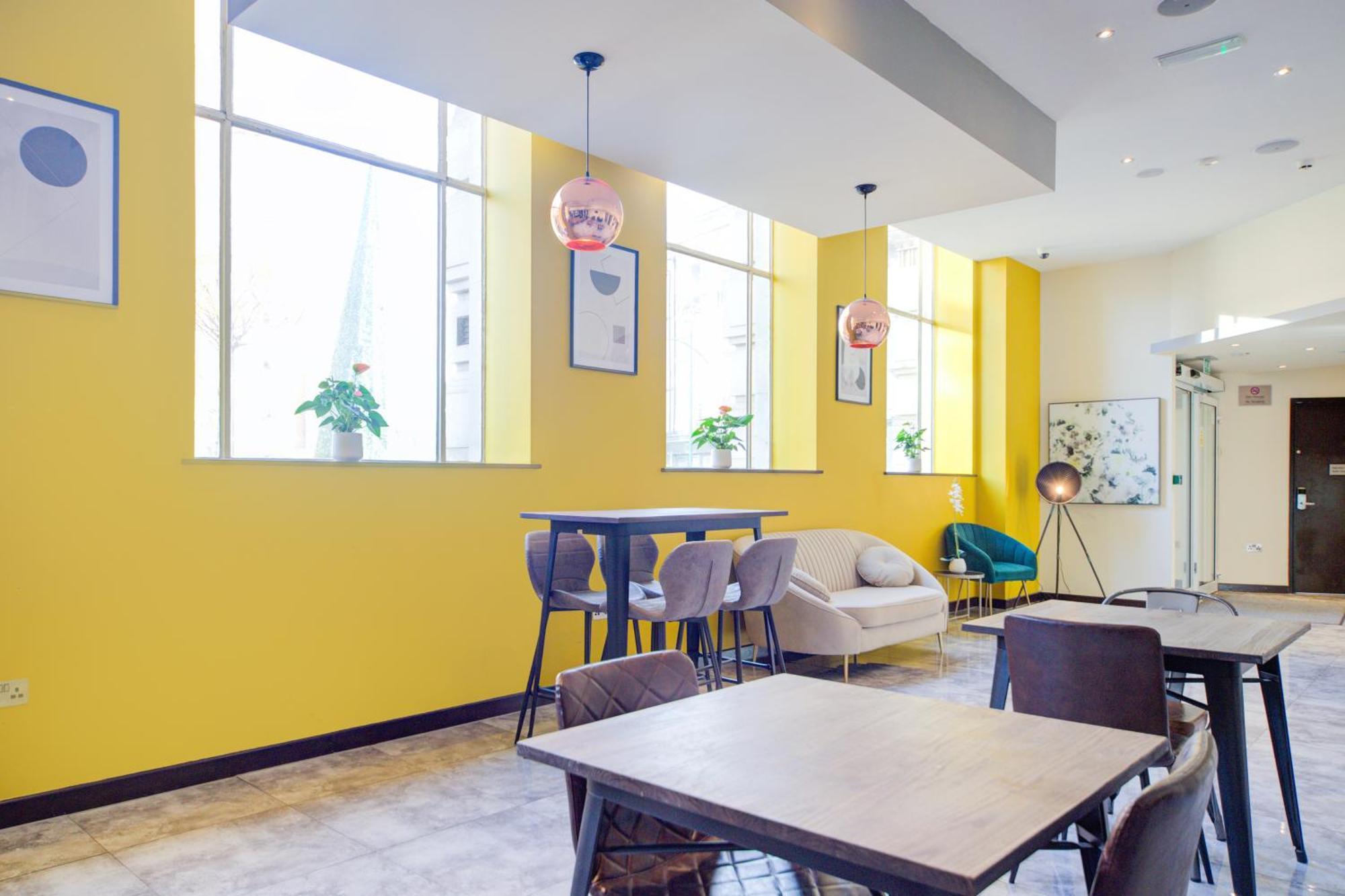 Belvilla Newport City Centre Hotel - Lifestyle Dış mekan fotoğraf