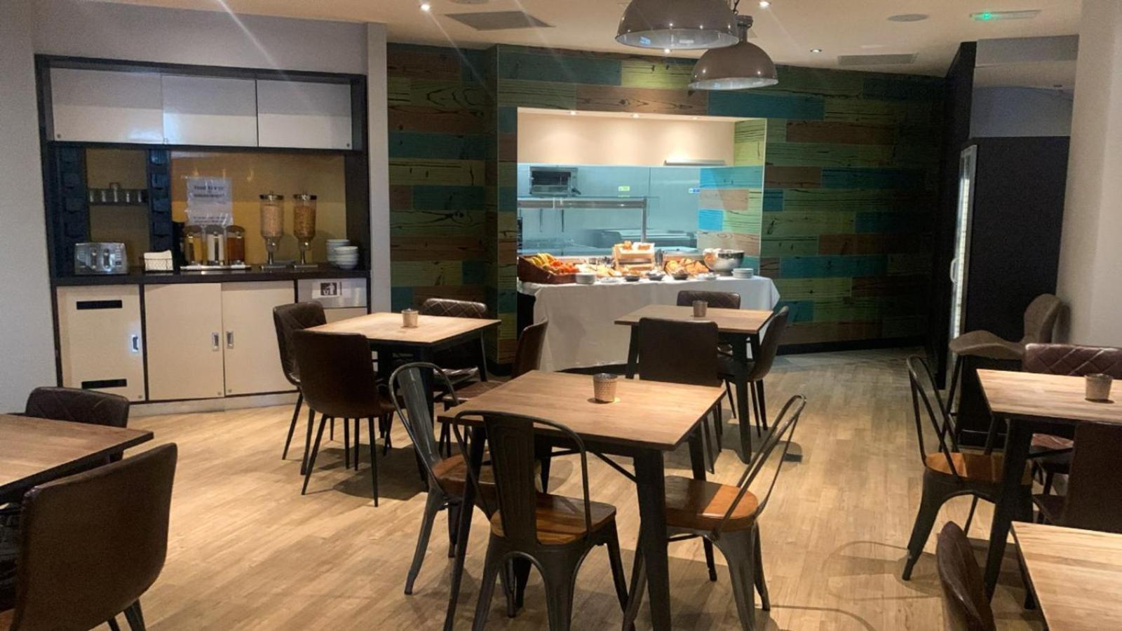 Belvilla Newport City Centre Hotel - Lifestyle Dış mekan fotoğraf